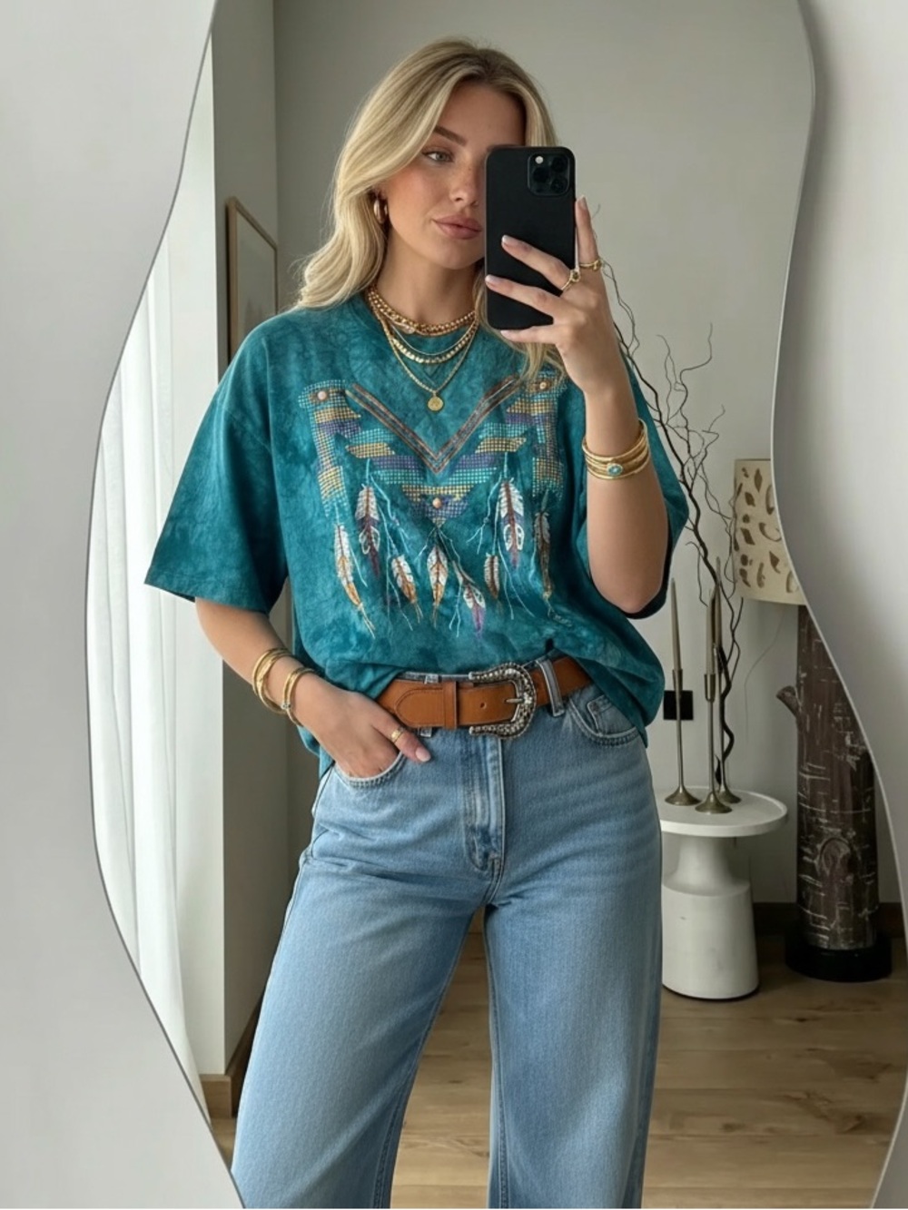Vintage Lynée Apparel Teal Tie Dye Beaded Feather Tee L